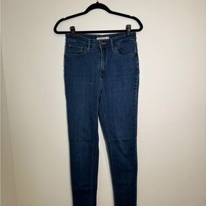 Levi's Women's Dark Blue Skinny Jeans